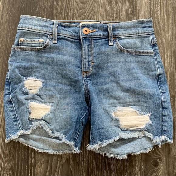 Abercrombie Kids~Ripped Jean Shorts~Mid Wash - Picture 1 of 3